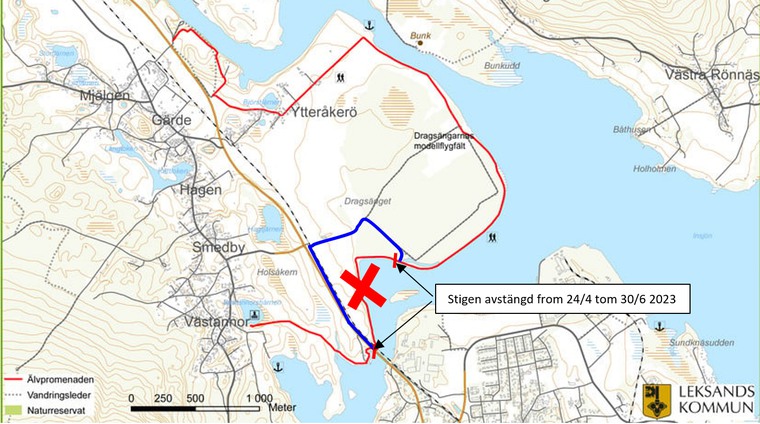 En karta som visar det området som är avstängt med ett rött kryss. Den blåa markeringen visar den vägen som gäller under pågående arbete.